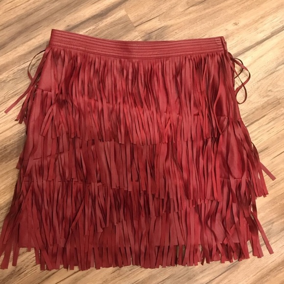 H&M fringe skirt - Picture 2 of 6